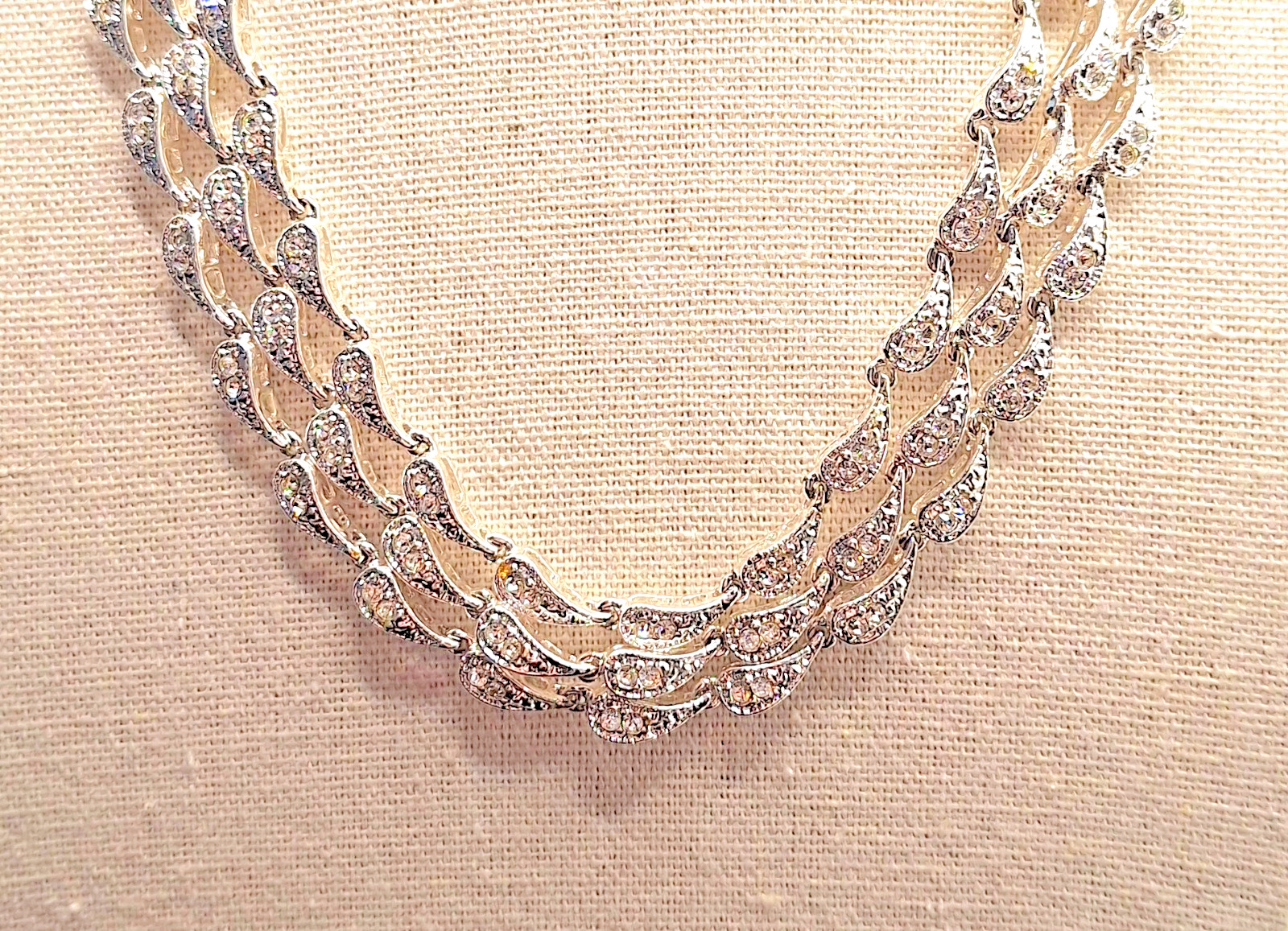 Vtg Napier 3 strand Paisley shaped & Rhinestone Link Wedding 18″ Choker Necklace