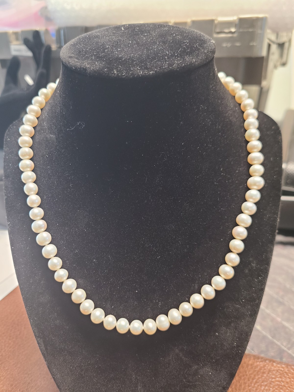 14K Gold CP Cultured Pearl Necklace 18″ 7–8mm White Akoya Style Knotted Strand