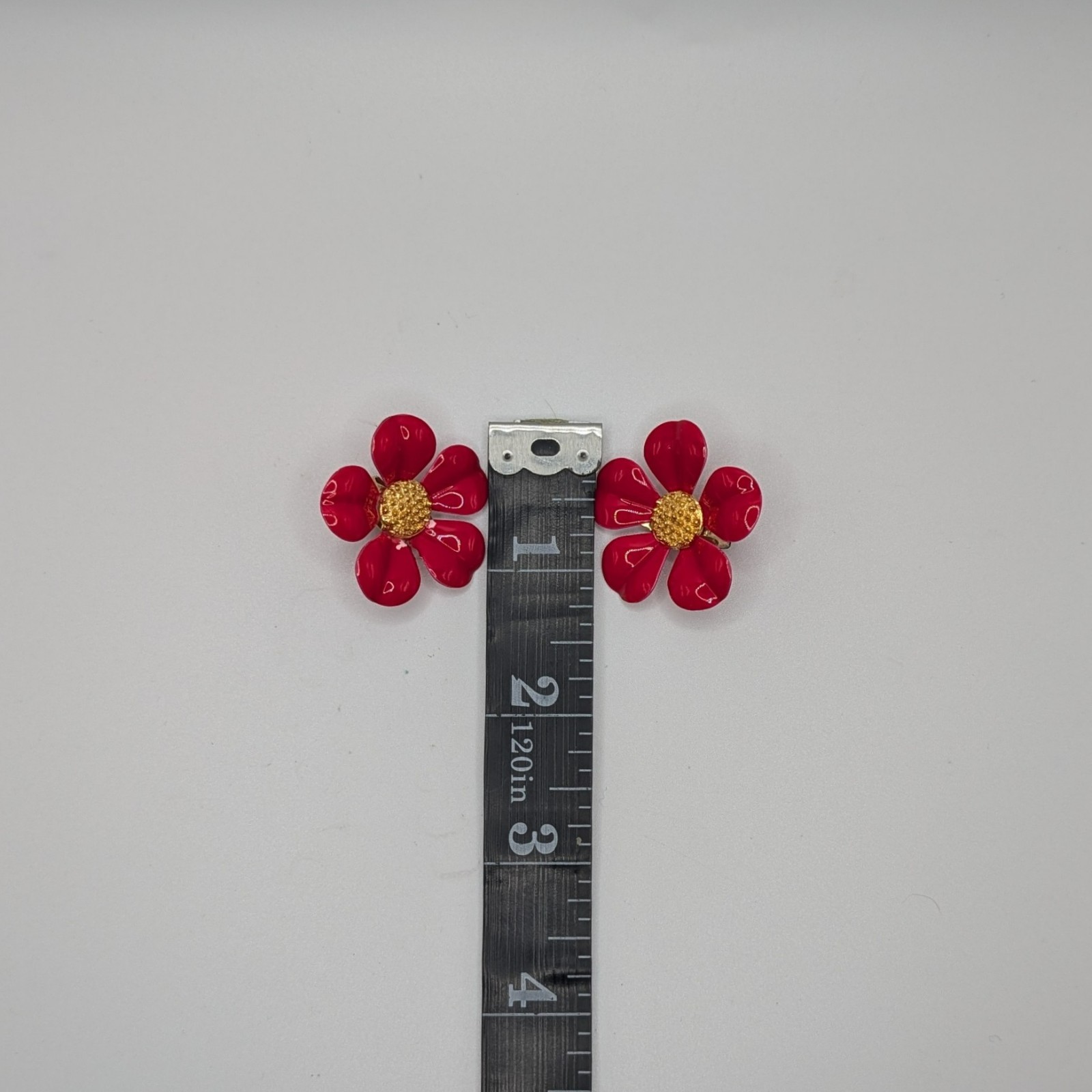 VTG Bright Red-Gold Metal Enamel Flower Power Brooch & Clip On Earring Set
