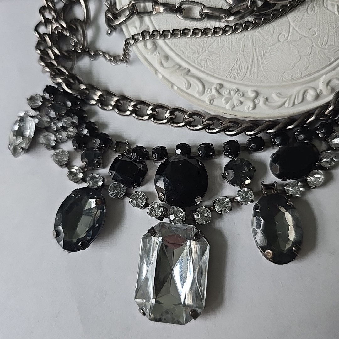 Retro Style Acrylic Rhinestones Bohemian Gothic Chains Choker Necklace 18″L
