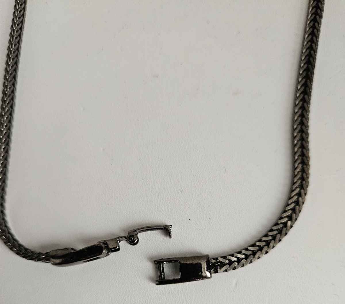 VINTAGE YSL YVES SAINT LAURENT AURORA BOREALIS V NECKLACE Great Condition!!