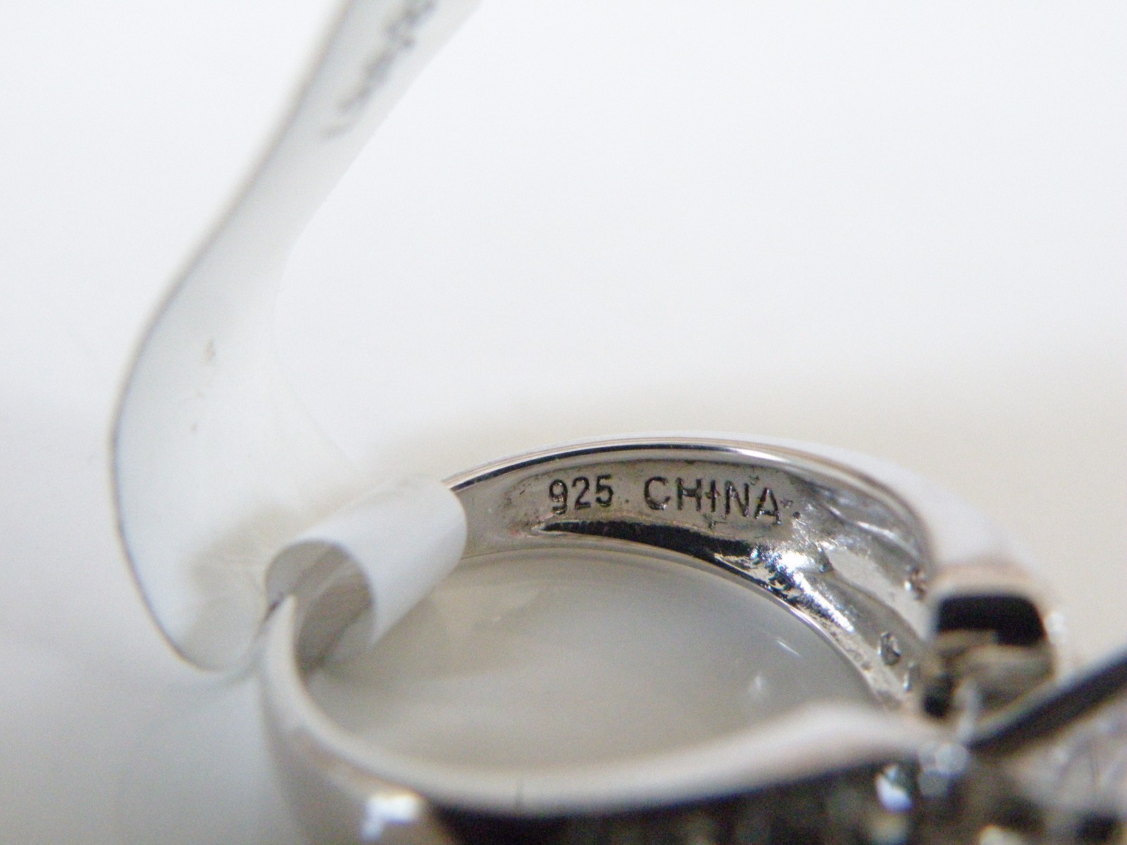 New Sterling Silver 925 Rainbow Sparkle CZ Ring Size 6