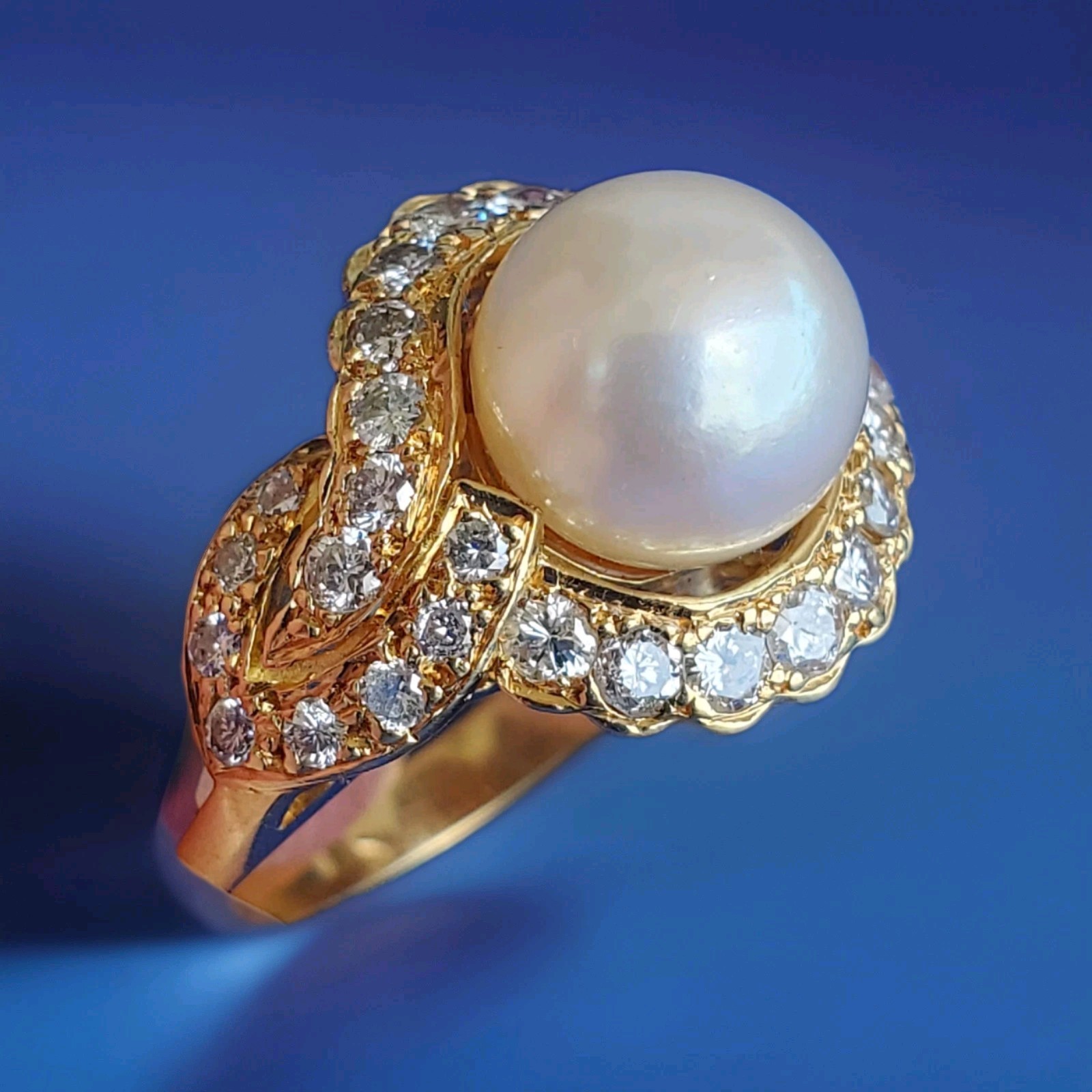 Original EARTH MINED DIAMOND Pearl Deco Engagement Ring Statement SOLID 18K GOLD