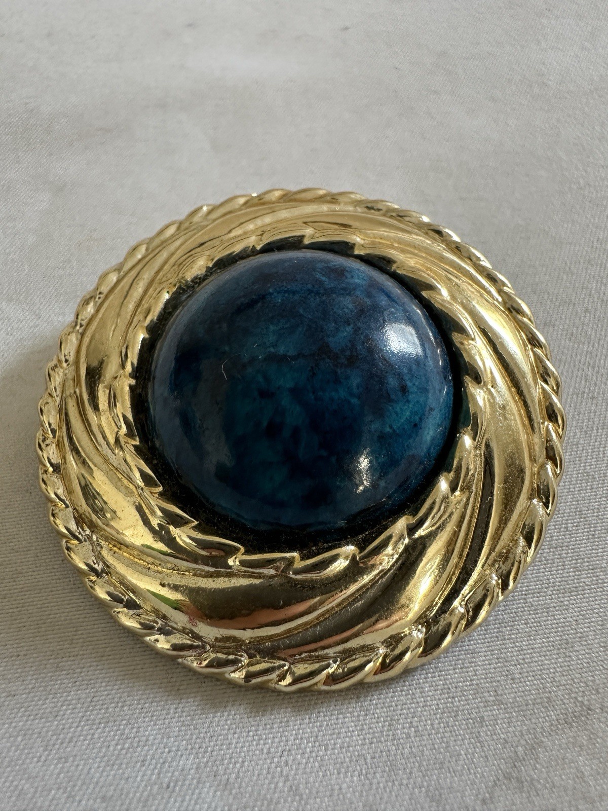Vintage Faux Blue Marble Brooch Pin Plastic Celluloid Gold Ring B17