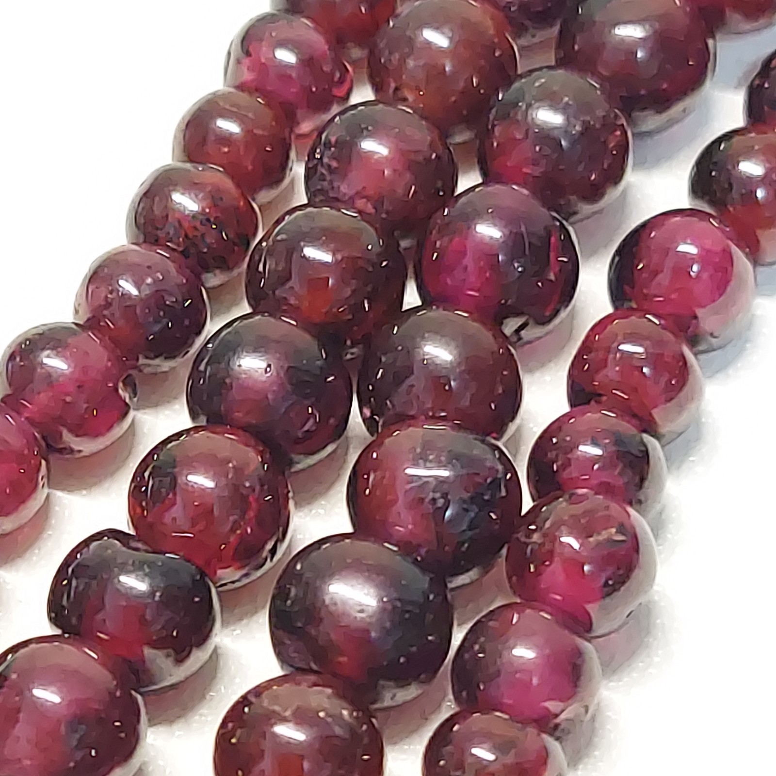VTG Natural Garnet Graduated Hand Cut Bead Necklace 18.1″ Gold Tone Clasp 25.15g