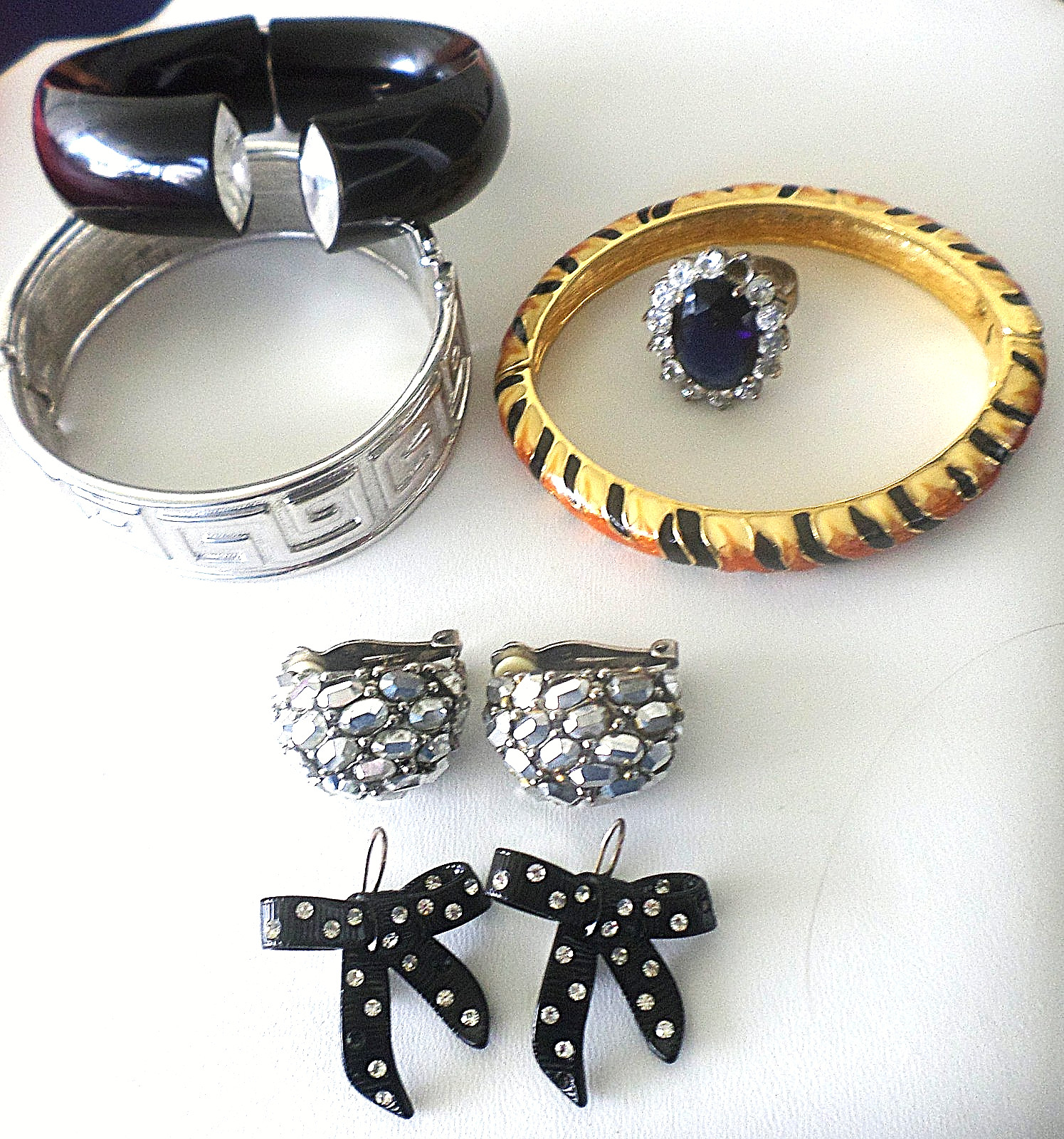 REPAIR LOT OF 6 VINTAGE KENNETH JAY LANE KJL BRACELETS EARRINGS RING