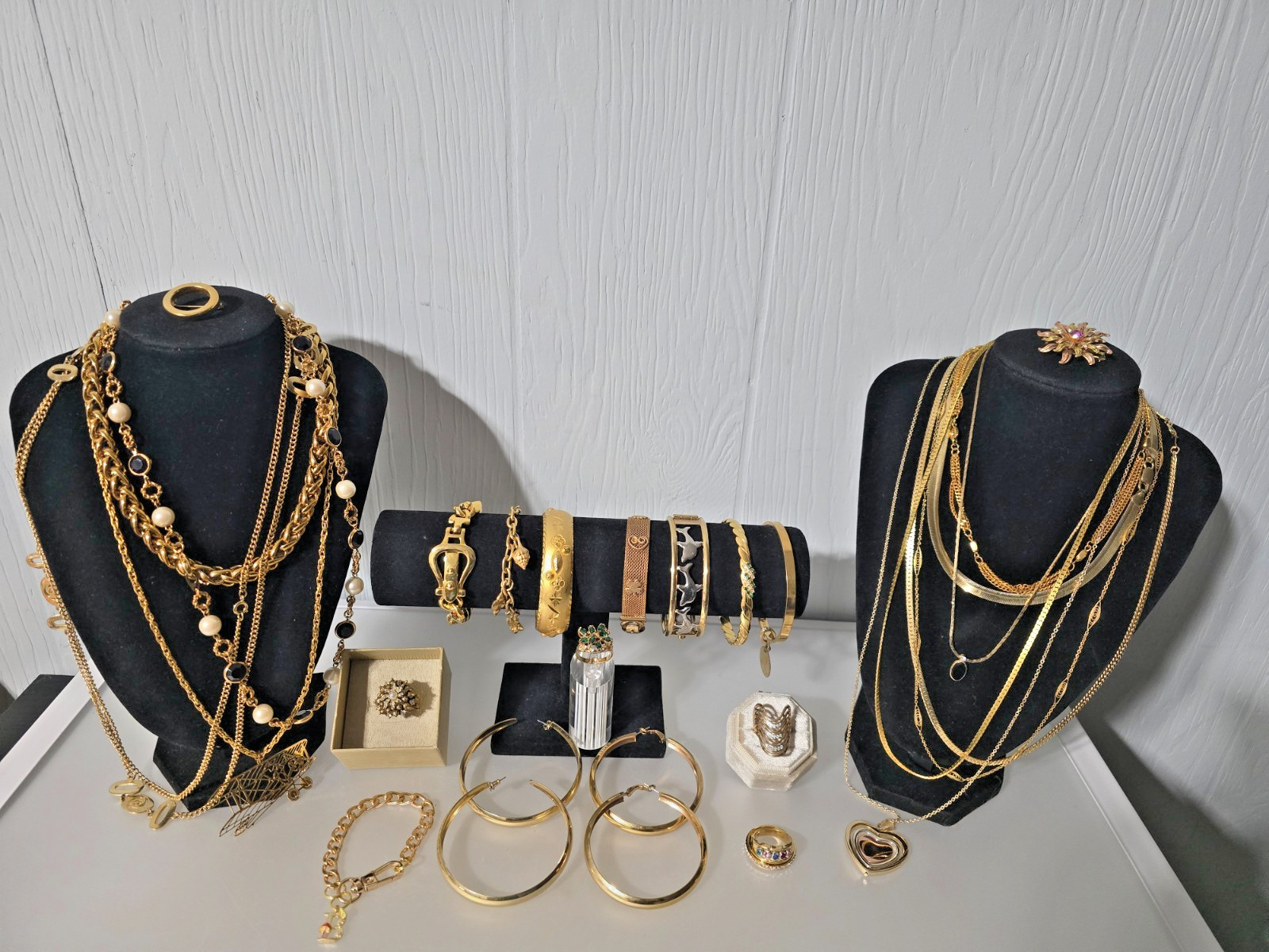 Special, Wow Gold Tone Jewelry lot Some signed