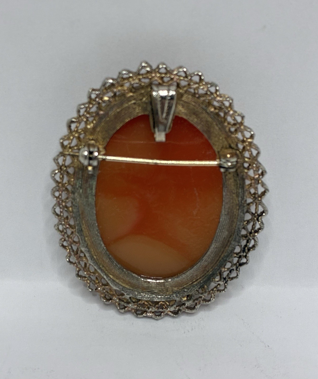 Vintage Goldtone Cameo