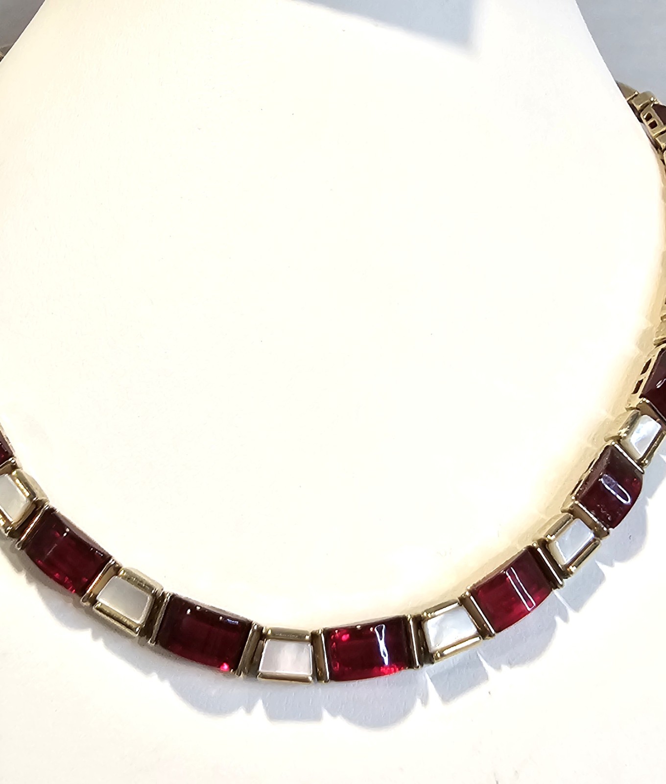 Monet red and white collar necklace mother of pearl gold tone