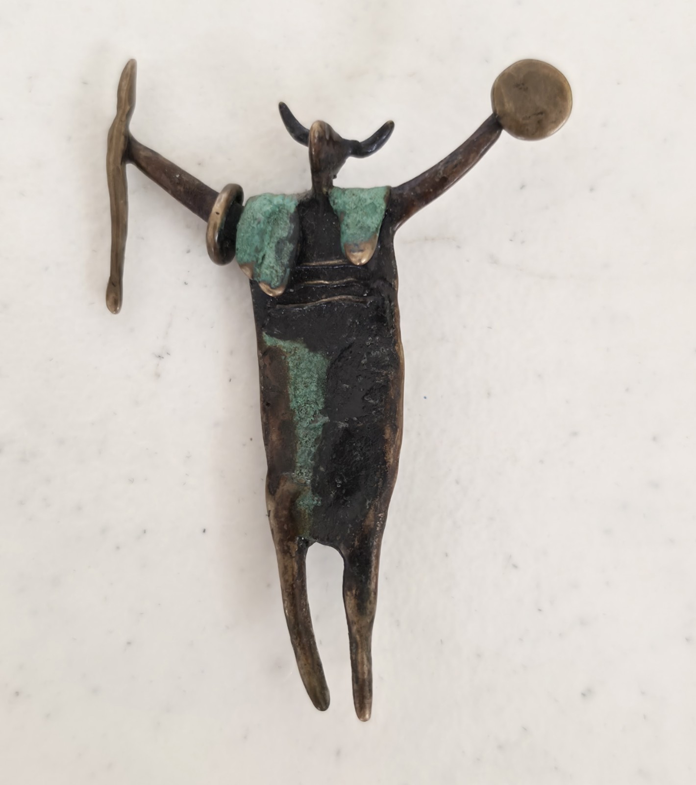 Bill Worrell Signed 2.5″ Shaman #116 Brooch Pin Patinaed Bronze 1996