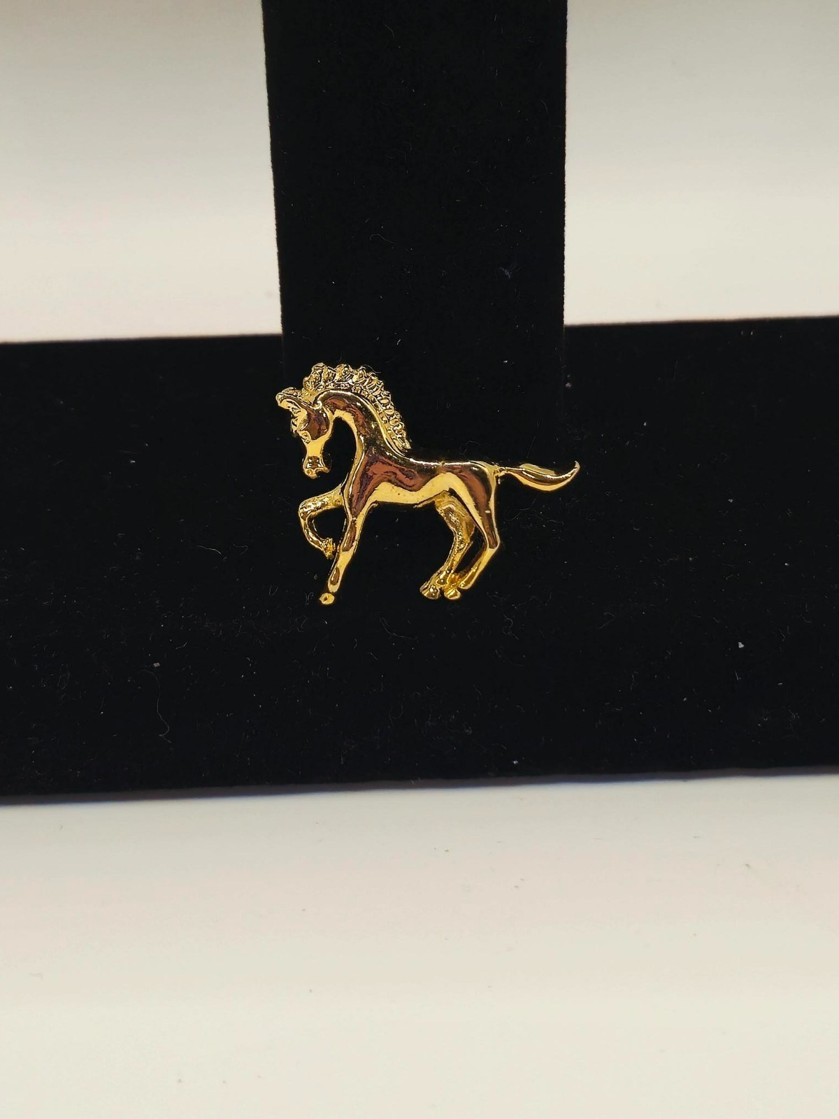 Vintage Horse Head Goldtone Metal Brooch 80s