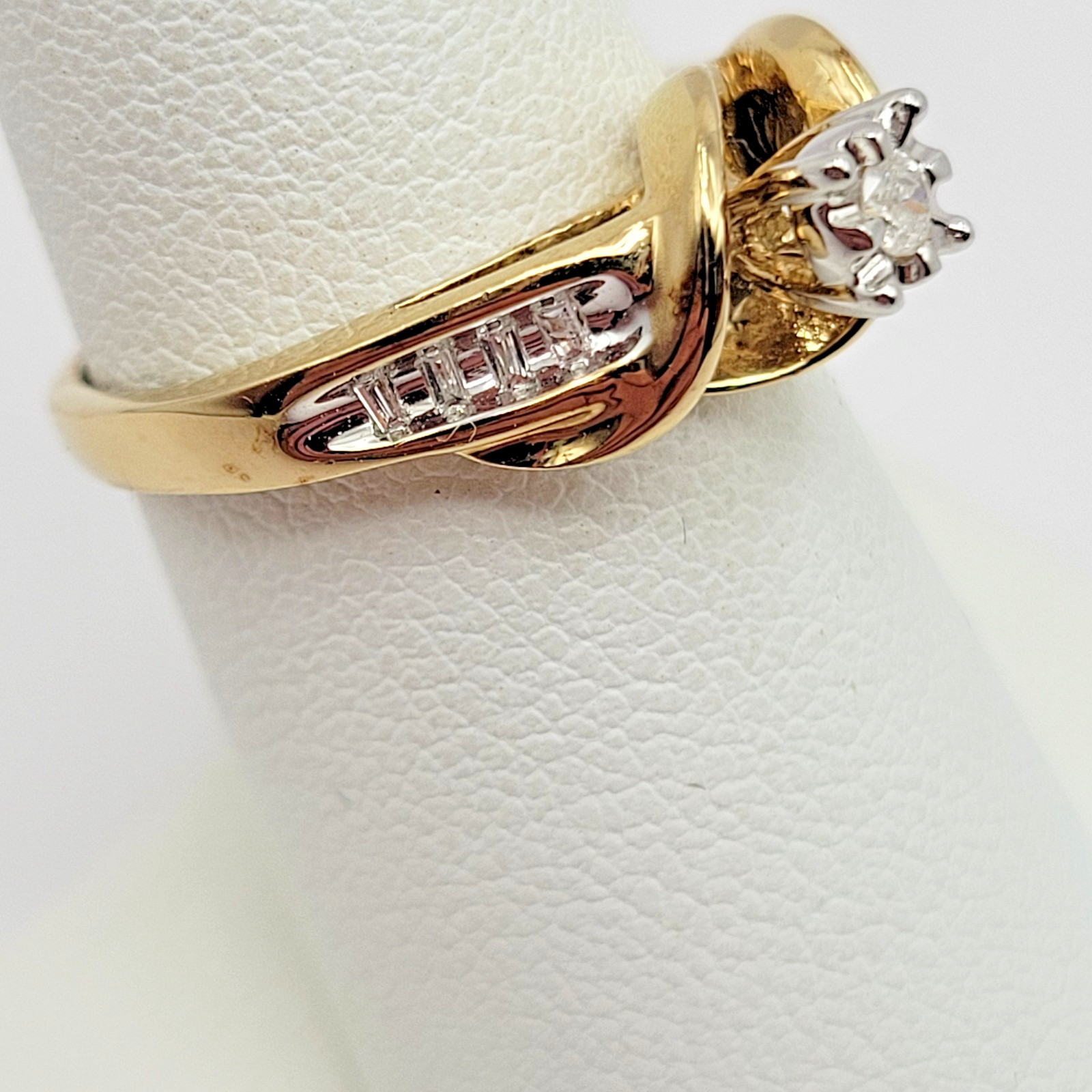 Vintage Estate Sterling Silver Genuine Diamond Engagement Ring ~ Size 6.75