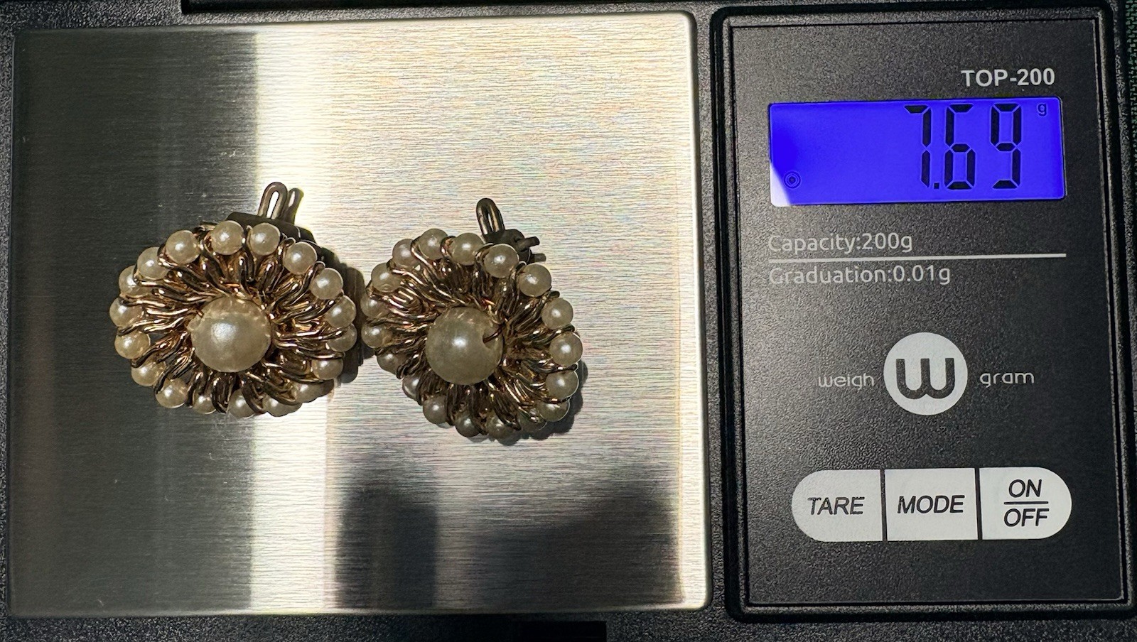 Early Miriam Haskell Style Wired Pearl Cluster Clip-on Earrings Gold Tone Nest