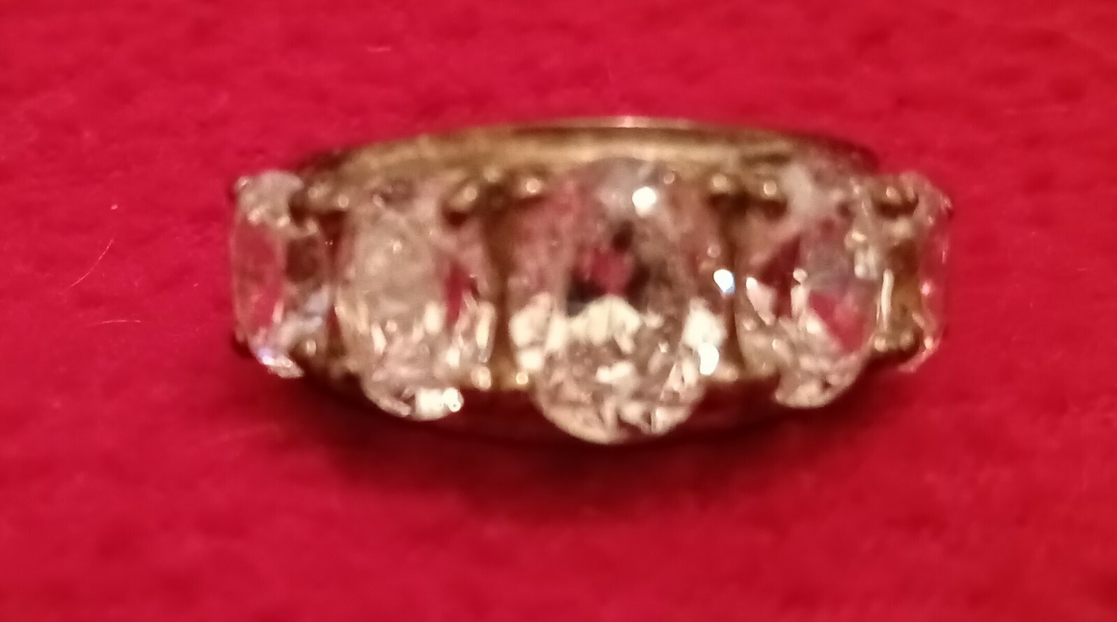 Sterling White Stones Ring Vintage – The Franklin Mint – Great shine