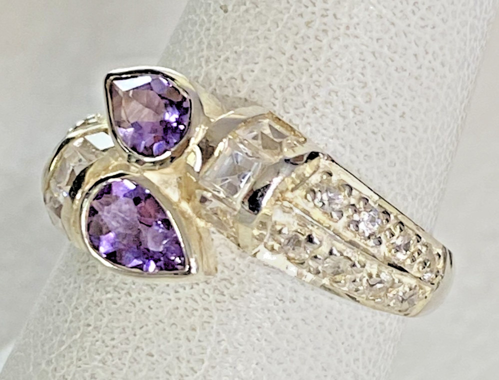 VTG 925 Sterling Silver JC Signed Purplei Stone / Pave CZ Ring, Size 7 NOS