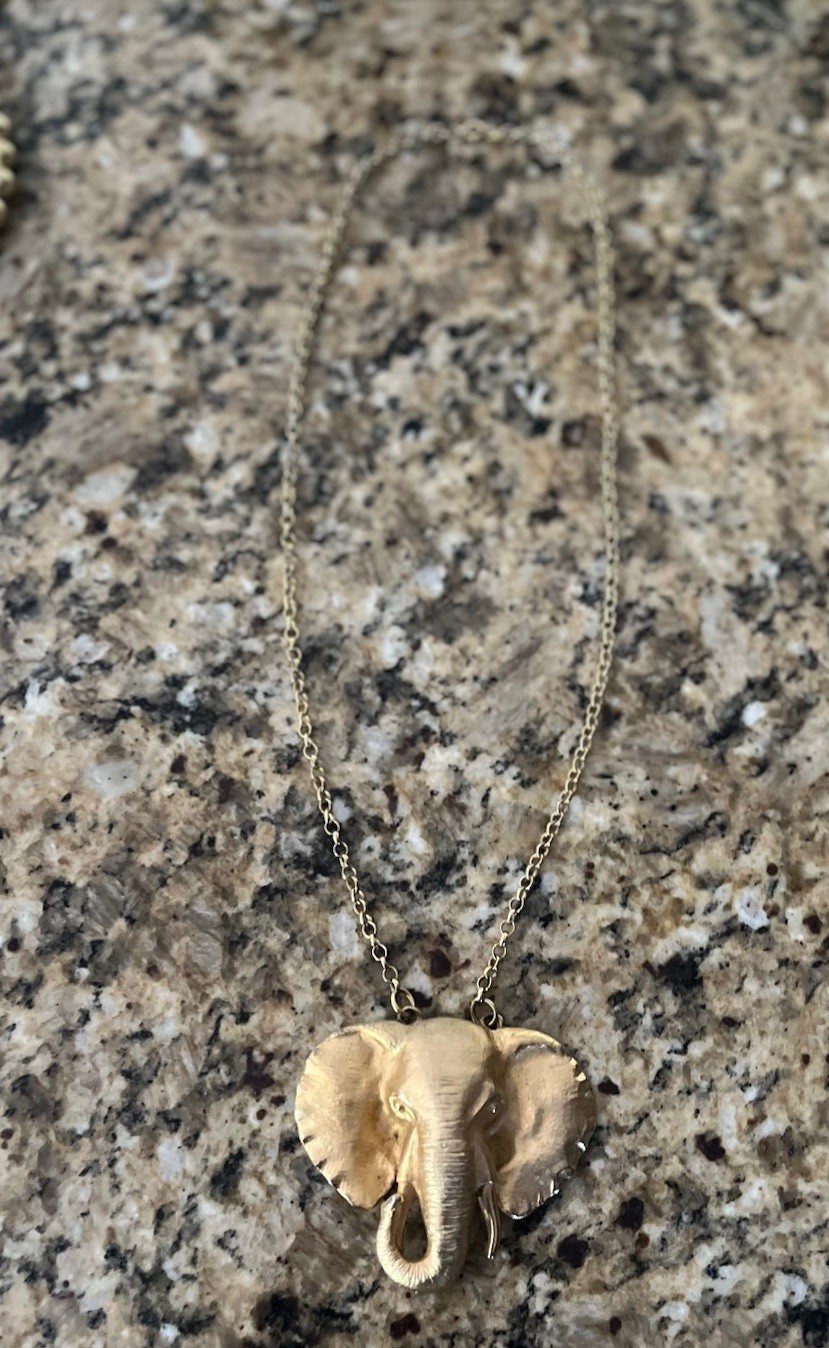 Vintage Signed Napier Large Gold Elephant Head Pendant Chain Link 24” Necklace