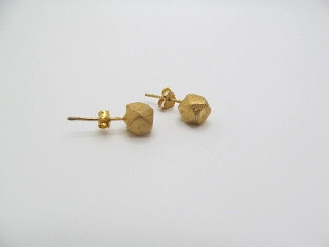 Vintage Gold Tone Solid Cube Cubed Nugget 6.4mm Stud Earrings