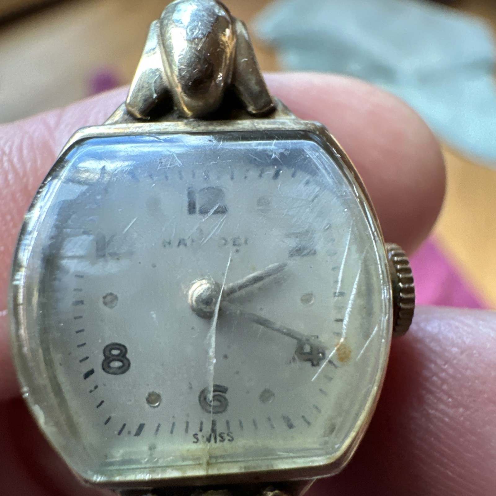 Vintage Hampden Swiss Mid-Century Gold Tone Women’s Watch Wind up