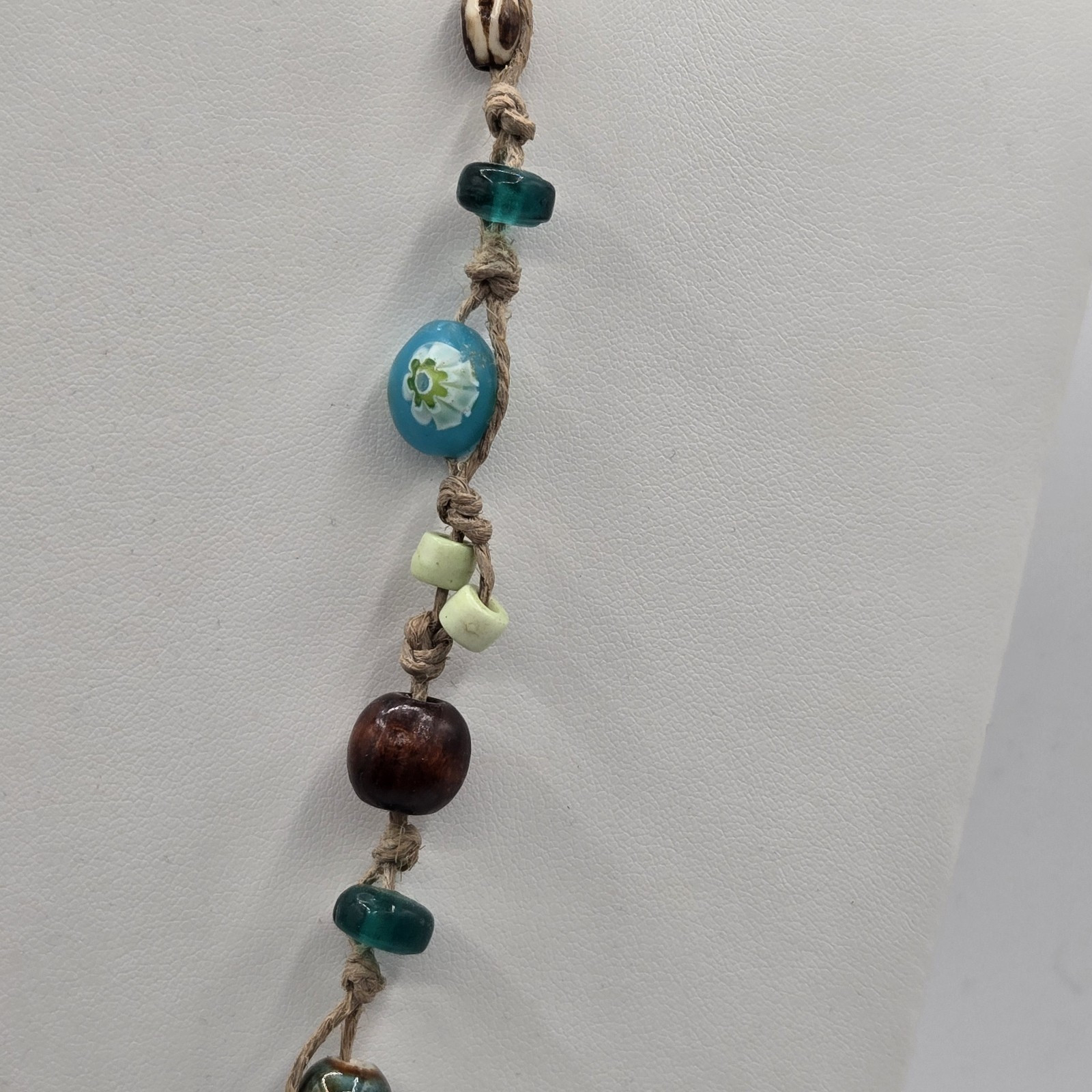 2 Necklaces Abalone Shell Pendant Glass Beaded Necklace Cloth Bracelet Wood Ring