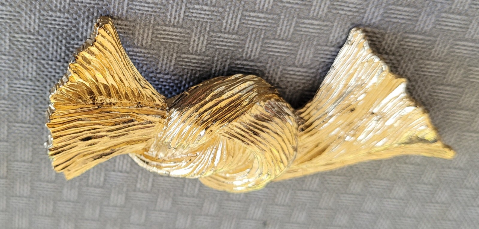 Vintage Givenchy Brooch – Knot