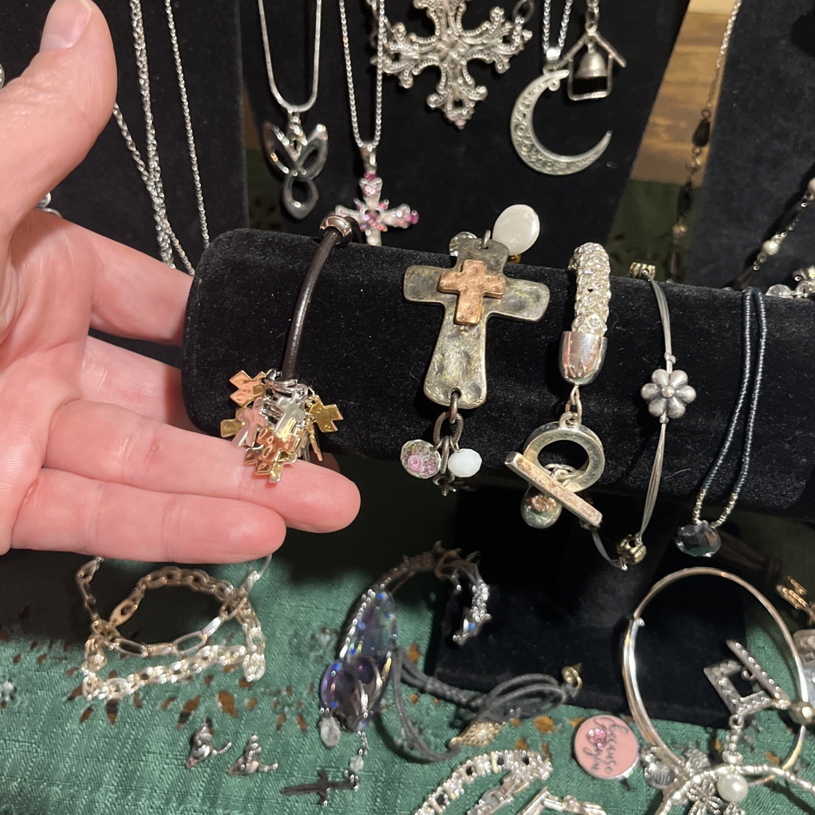 Jewelry Fashion lot Eclectic Silver Tone Vtg Modern Necklaces Bracelets Bulk