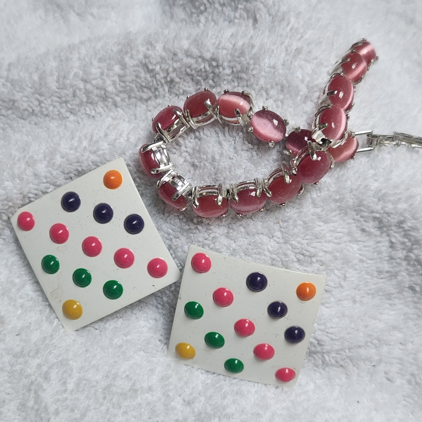 Avon Pink Cats Eye Bracelet and Vintage 80s Multi Color Dot Square Earrings lot