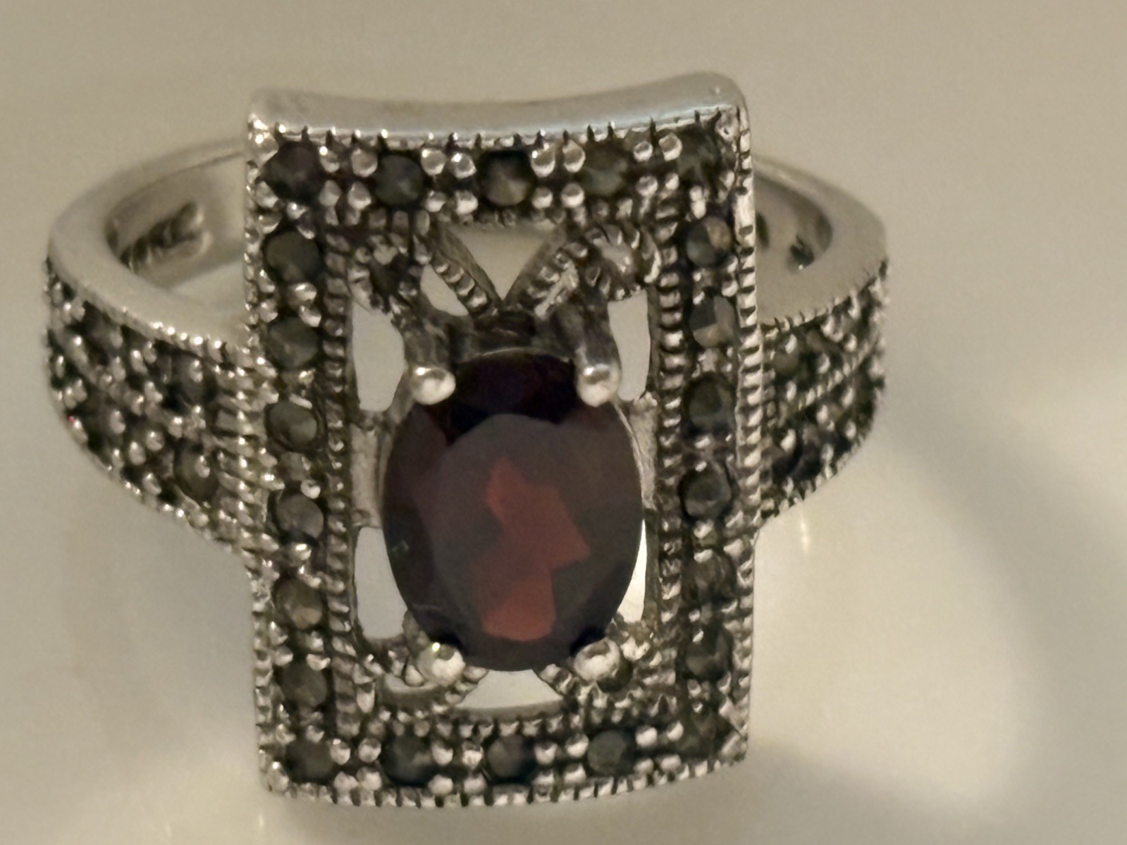 Sterling Silver Art Deco Garnet & Marcasite Filigree Ring Size 7