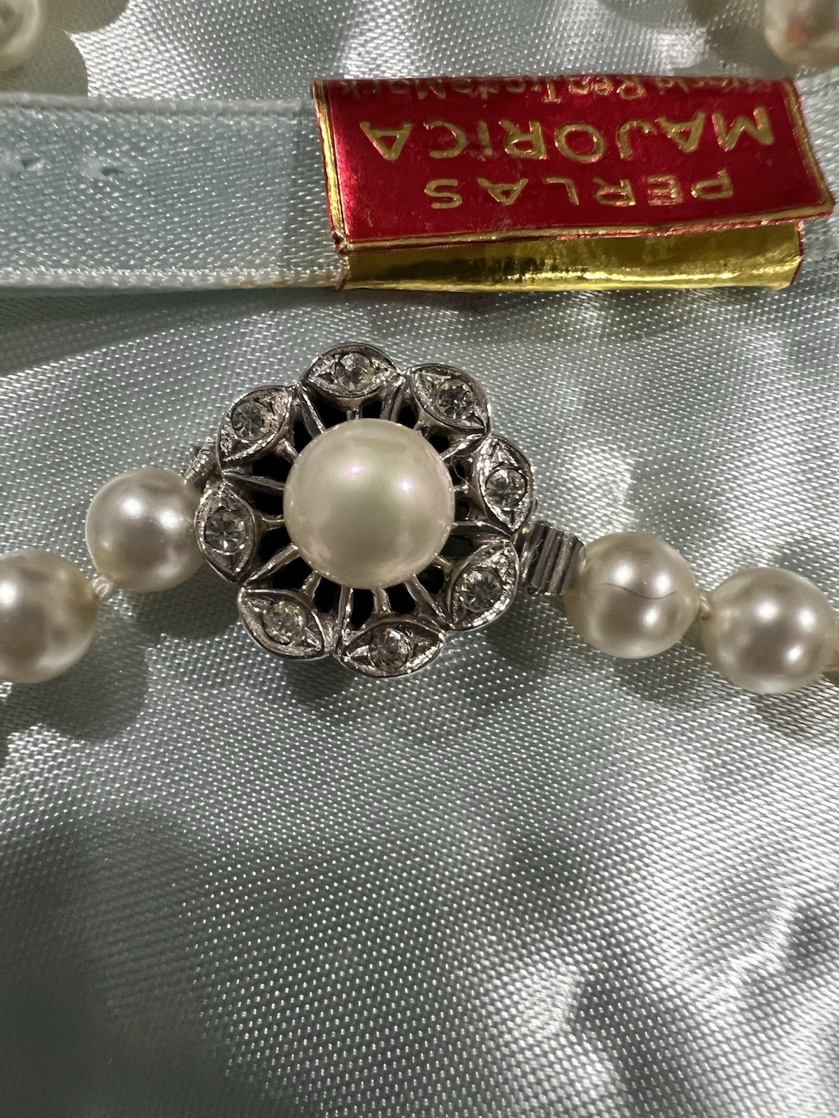 VINTAGE MAJORICA PEARL NECKLACE STERLING/RHINESTONE CLASP 18” 6MM /ORIGINAL BOX