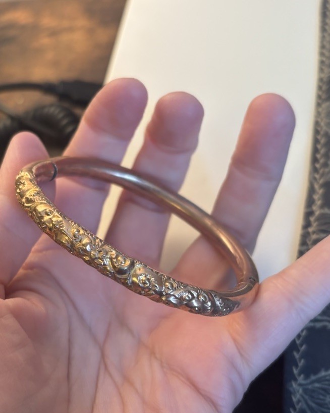 Antique Gold Tone Floral Etched Bangle Style Bracelet