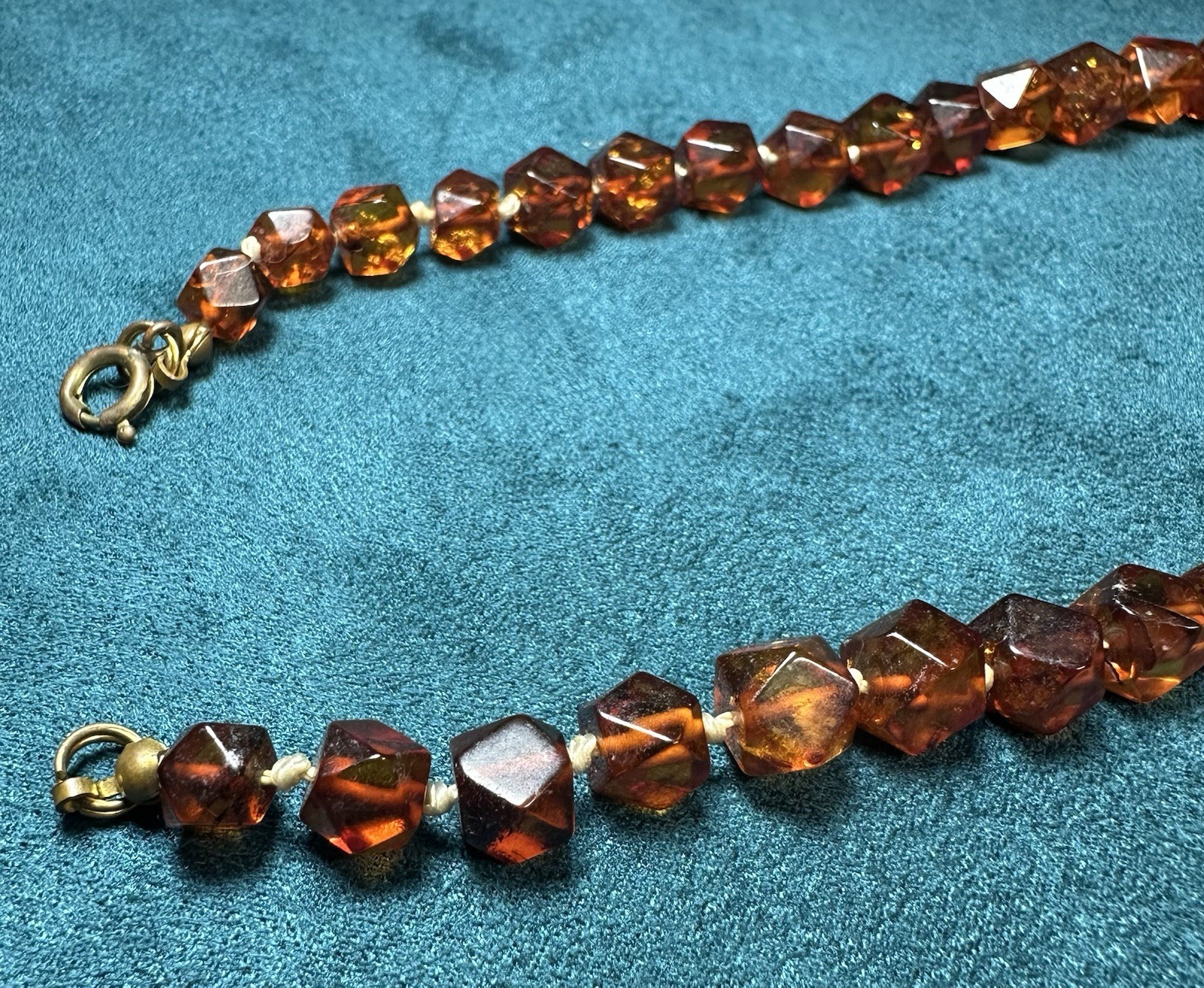 Amber Vintage Necklace 21 Grams