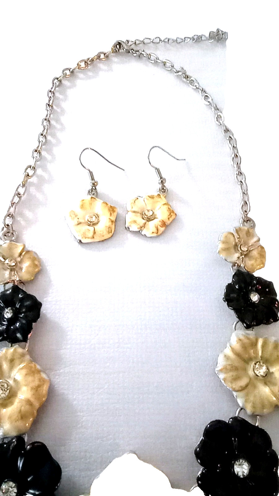 Vintage Floral Enamel Necklace Earrings Set Black Antiqued Cream 15 to 18 in