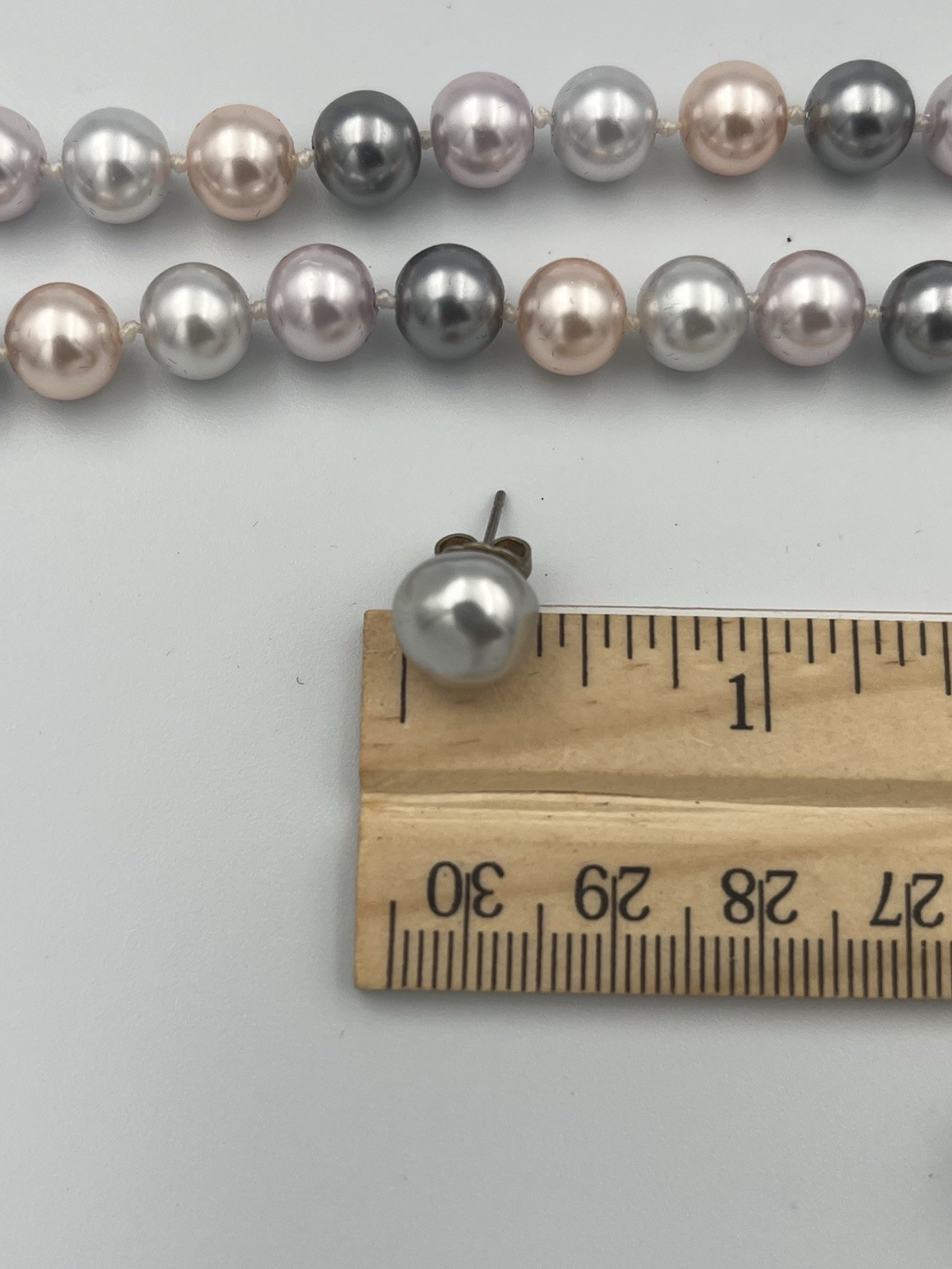 Vintage Gray and Pink Bead Necklace 6 mm with 9 mm earrings