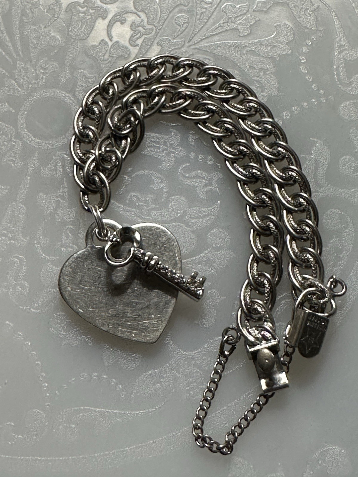 Vintage Sterling Silver Double Link Charm Bracelet Charms Heart Key 7 1/2” Love