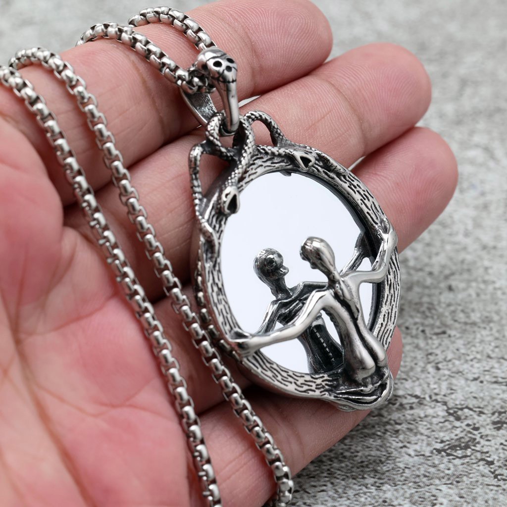 Retro Stainless Steel Men’s Pendant Gothic Magic Mirror Necklace