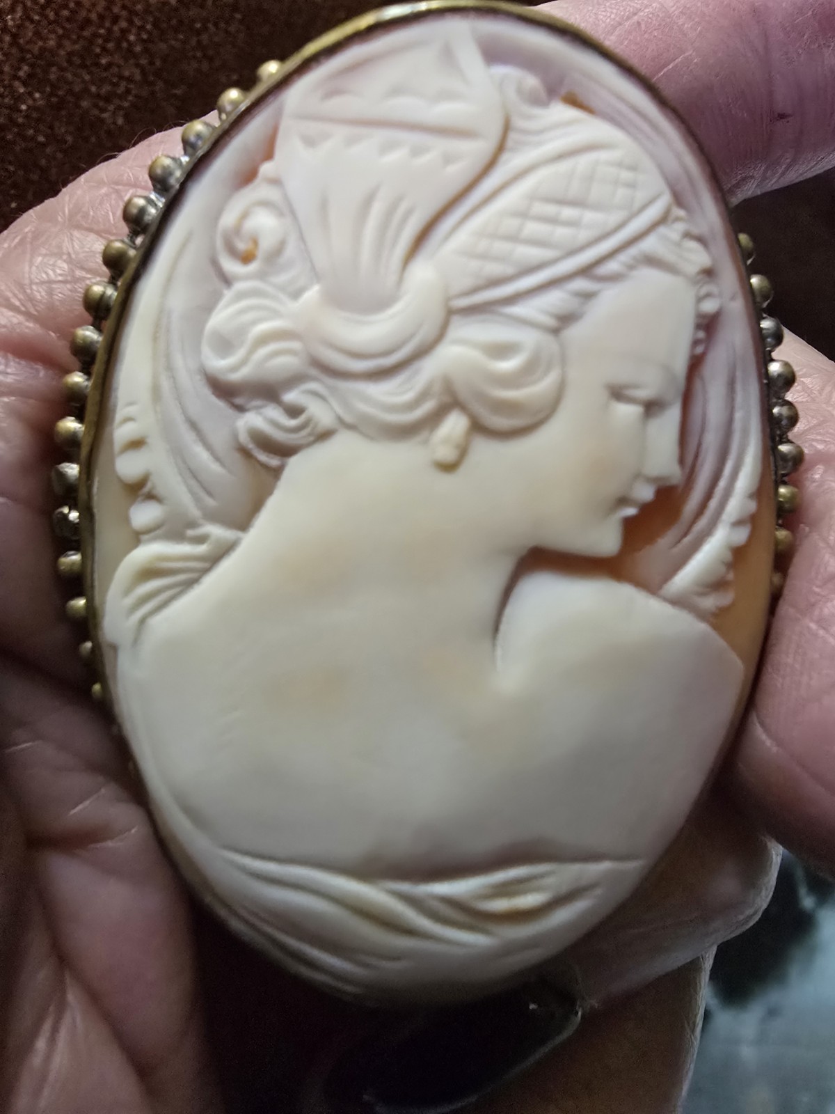 Vintage Shell Cameo Brooch Pendant