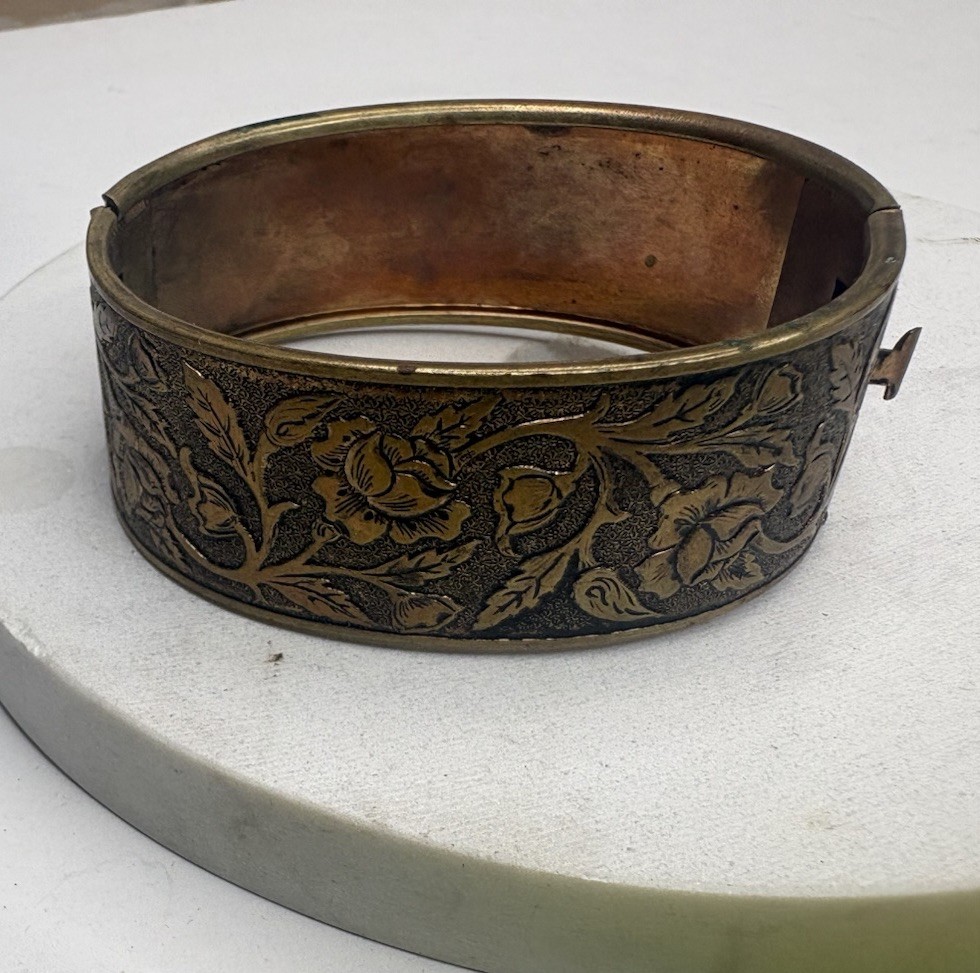 Vintage Etched Brass Wide Cuff Bracelet Floral Hinged Safety Chain