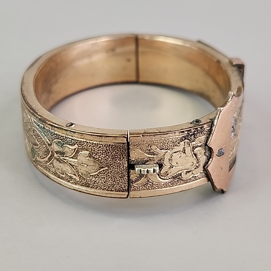 Antique B & B Victorian Belt Bracelet Hinged Buckle Etched Gold Filled 5.75″