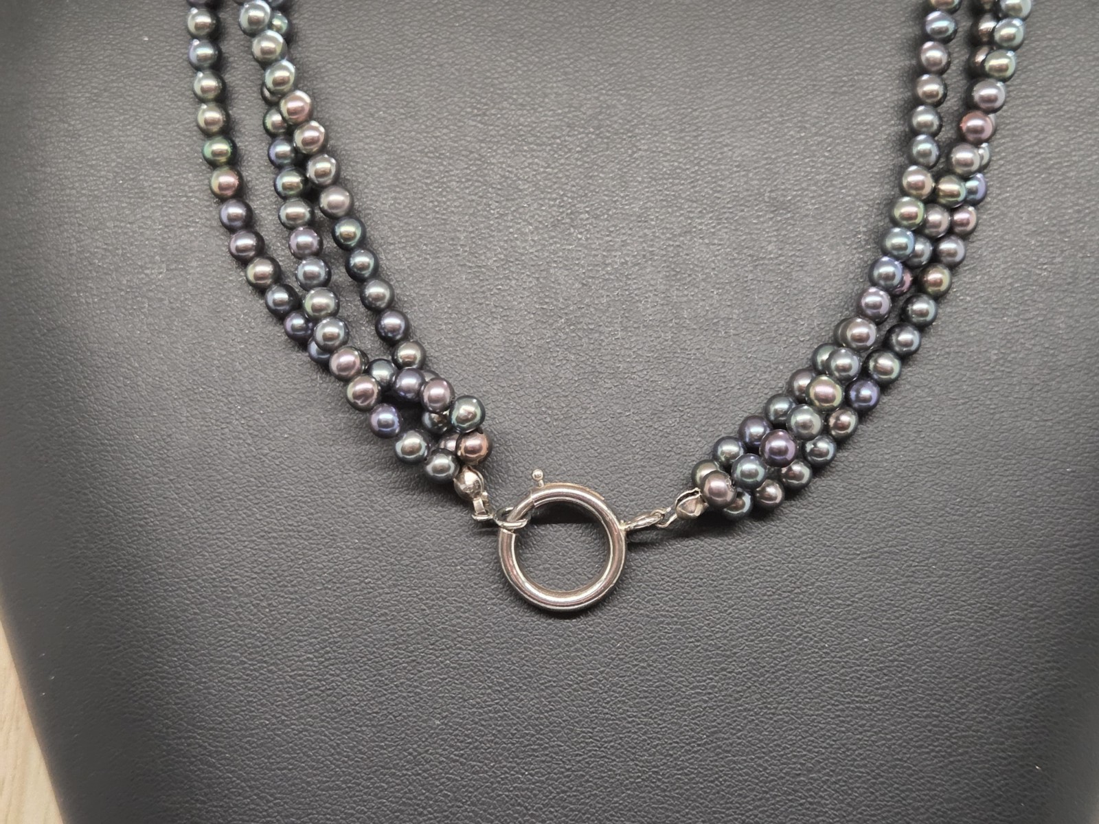 Vtg 3 Strand Purple Dark Grey Opalescent Pearl Necklace Sterling Silver Clasp 24