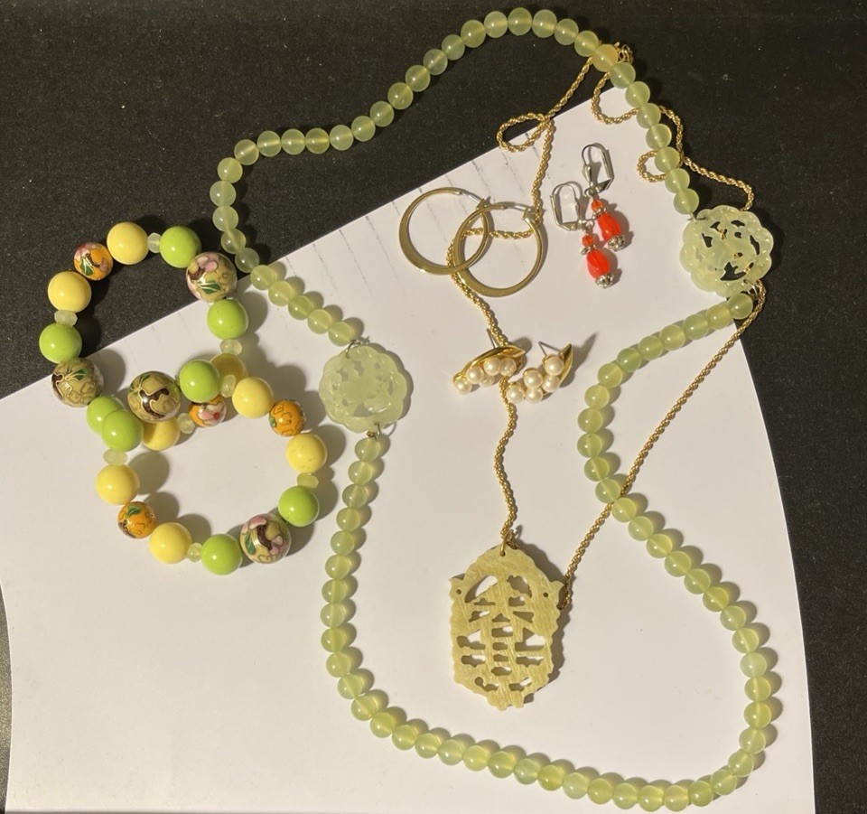 Mixed Lot LEMON JADEi JEWRLY NECKLACE PENDANT EARRINGS BRACELET Glass Mix Stones