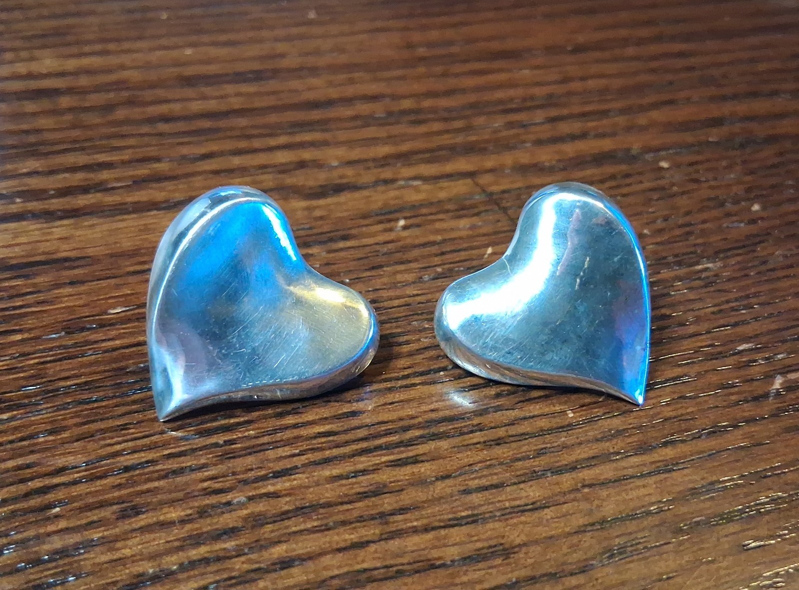 Vintage Sterling 1″ Heart Stud Earrings 7grams See Pics/Description