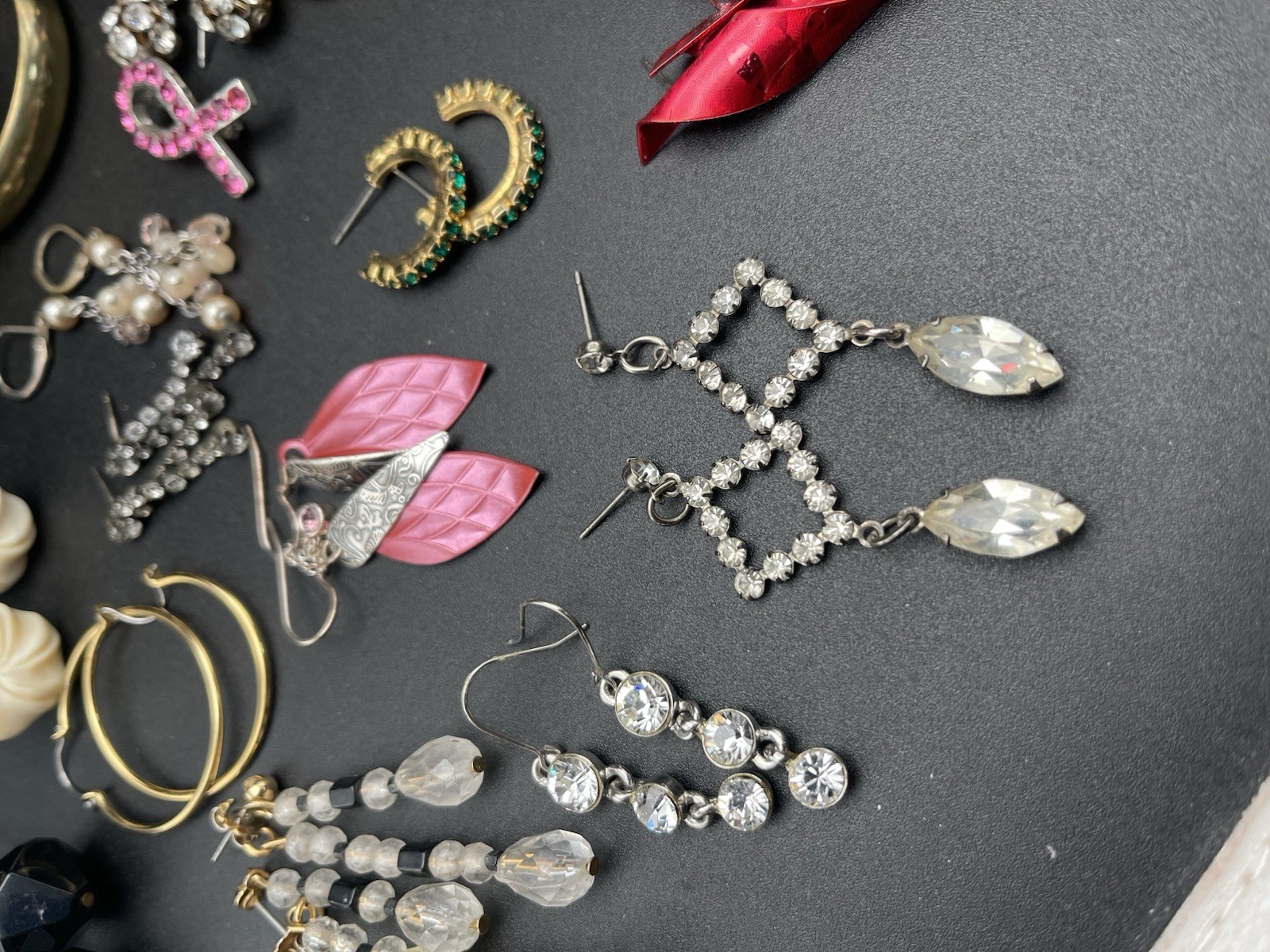 🔥 Vintage To MOD 20 Lot Earrings And Pin Sparkle, Enamel