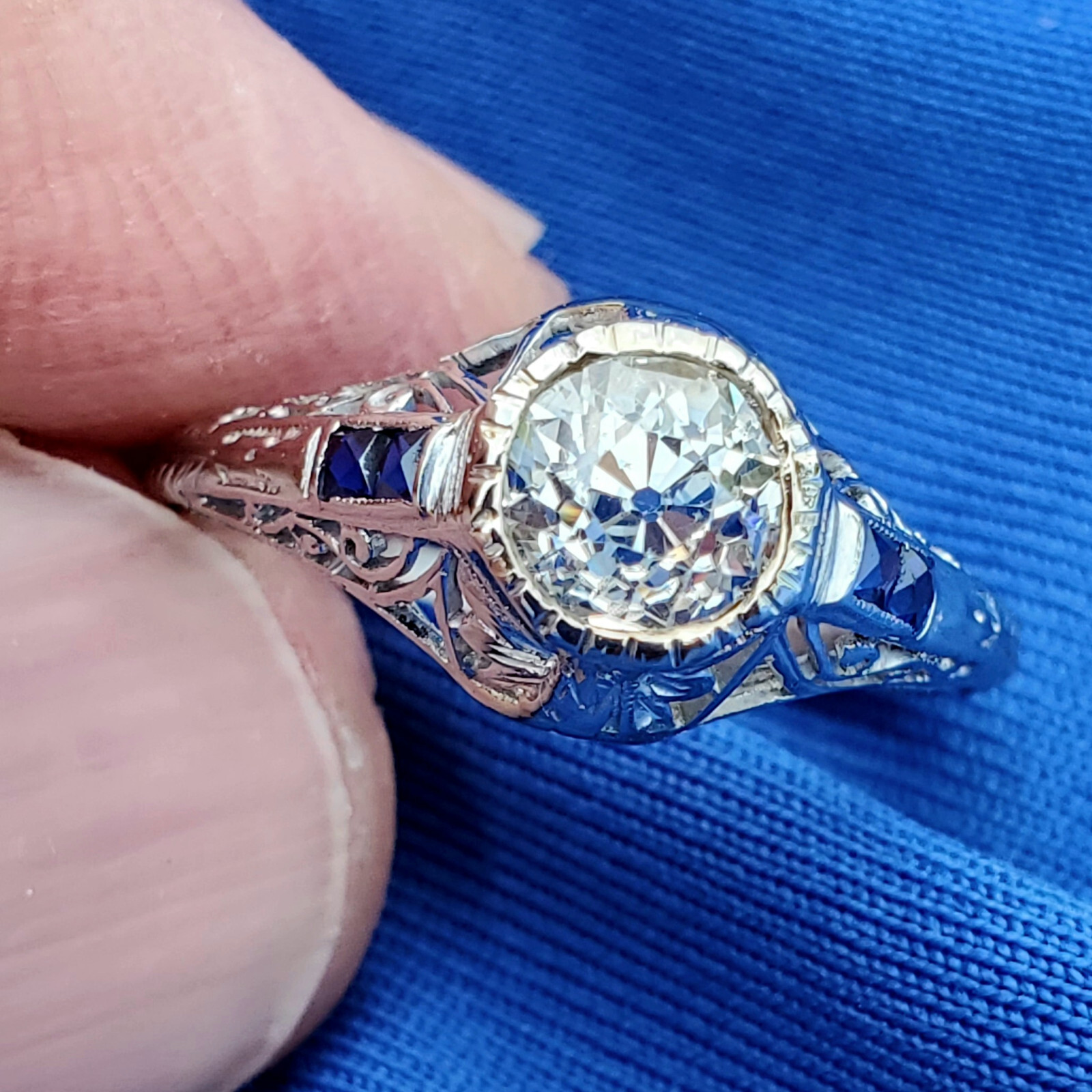 Original EARTH MINED DIAMOND Sapphire Deco Engagement Ring PLATINUM Solitaire 6