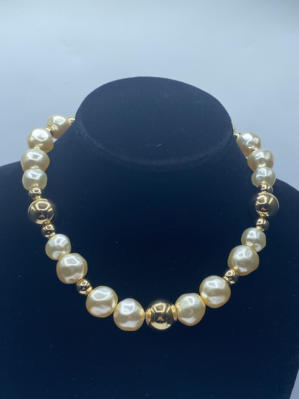 Vintage Christian Dior Gold Tone Faux Pearl Necklace 16.5″ COA