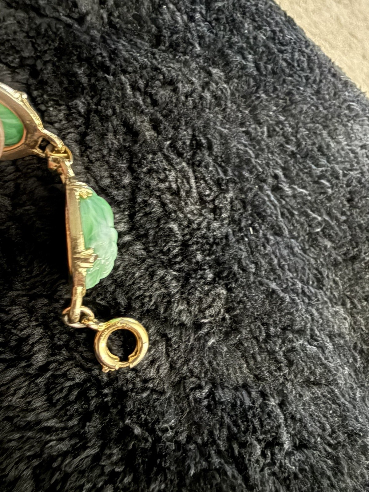 Vintage Faux Jade Scarab Oval Bracelet Gold Tone Green Bezel Set 5 Gemstones