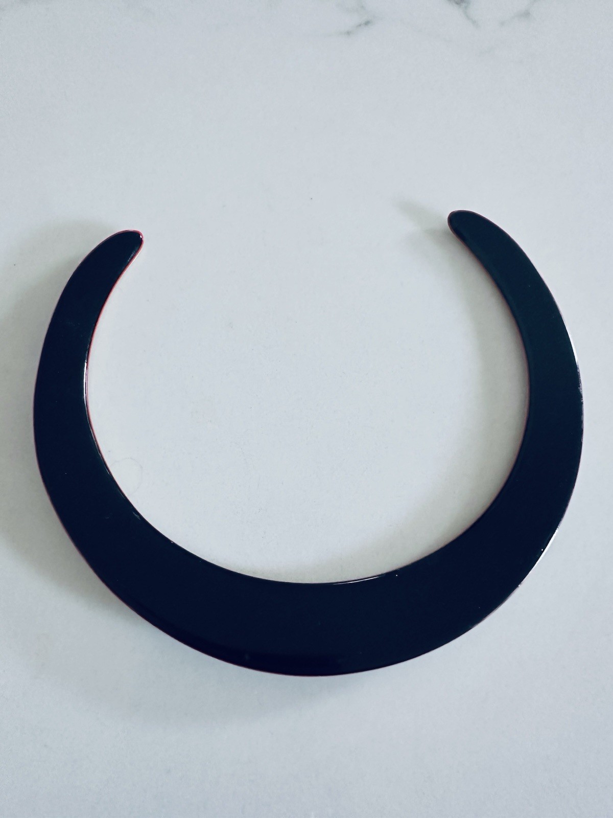 Vintage Collar Or Choker Necklace In Rainbow Layered Laminated Cellulose Acetate