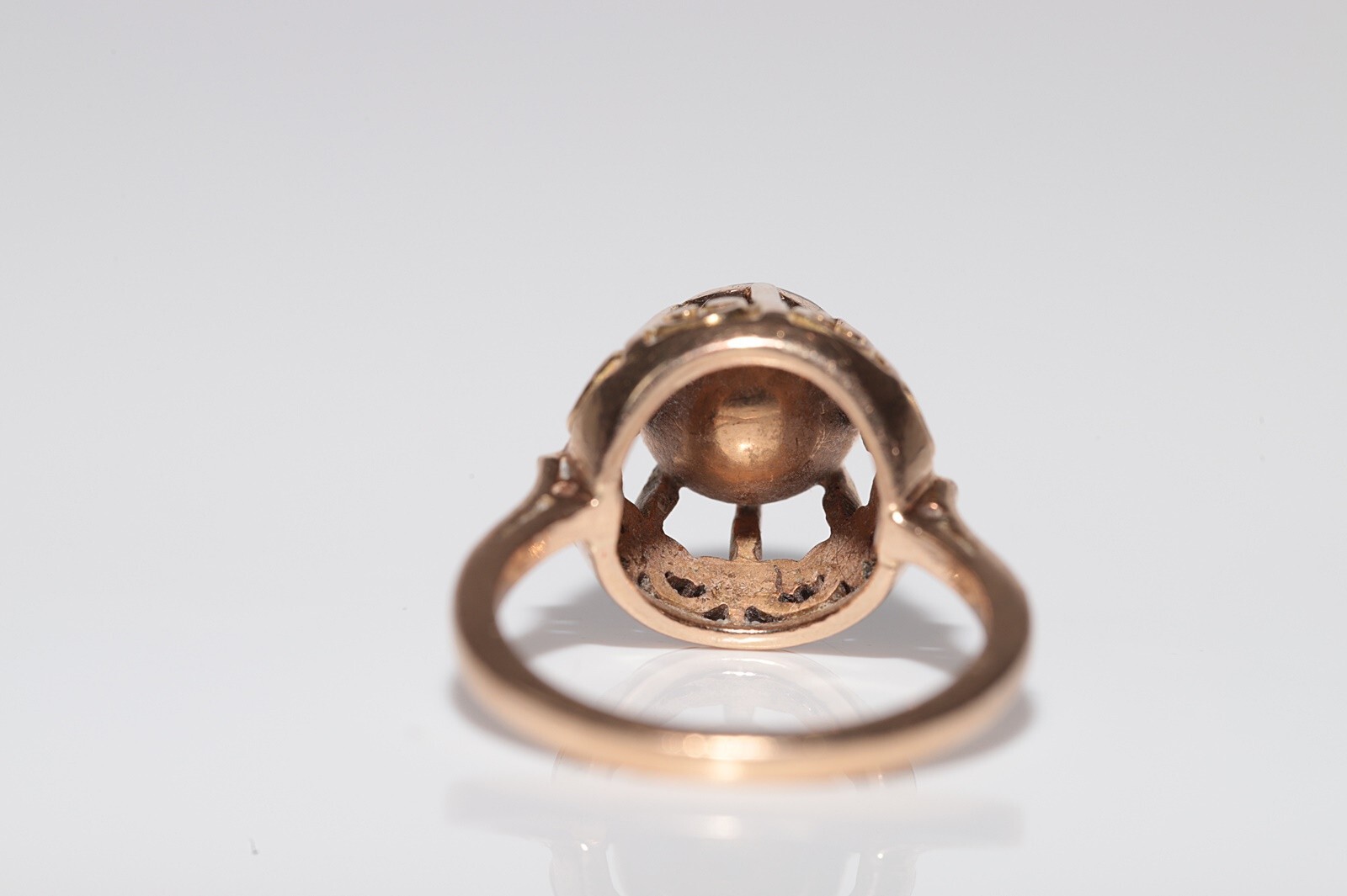 Antique Circa 1900s 18k Gold Natural Rose Cut Diamond Solitaire Ring