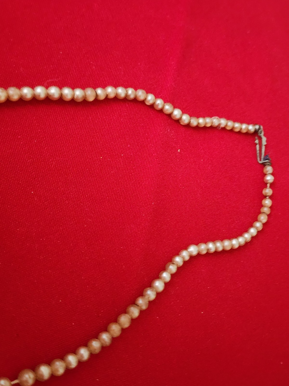Vintage Graduated Faux Pearl Necklace Classic Design