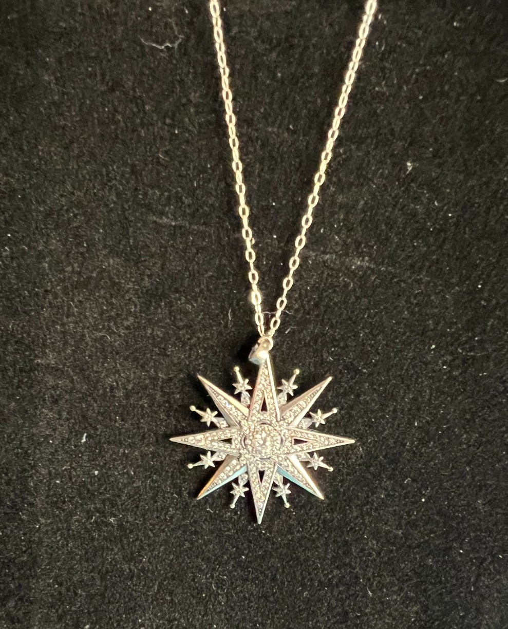 Vintage 925 Sterling Star Bethlehem Starburst White Zircons Pendant Necklace 18″