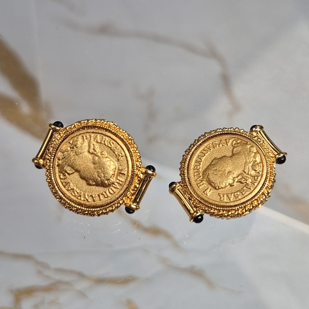 Amazing Unsigned Yellow Gold Plated Faux Coin Black Glass Clip On Earrings