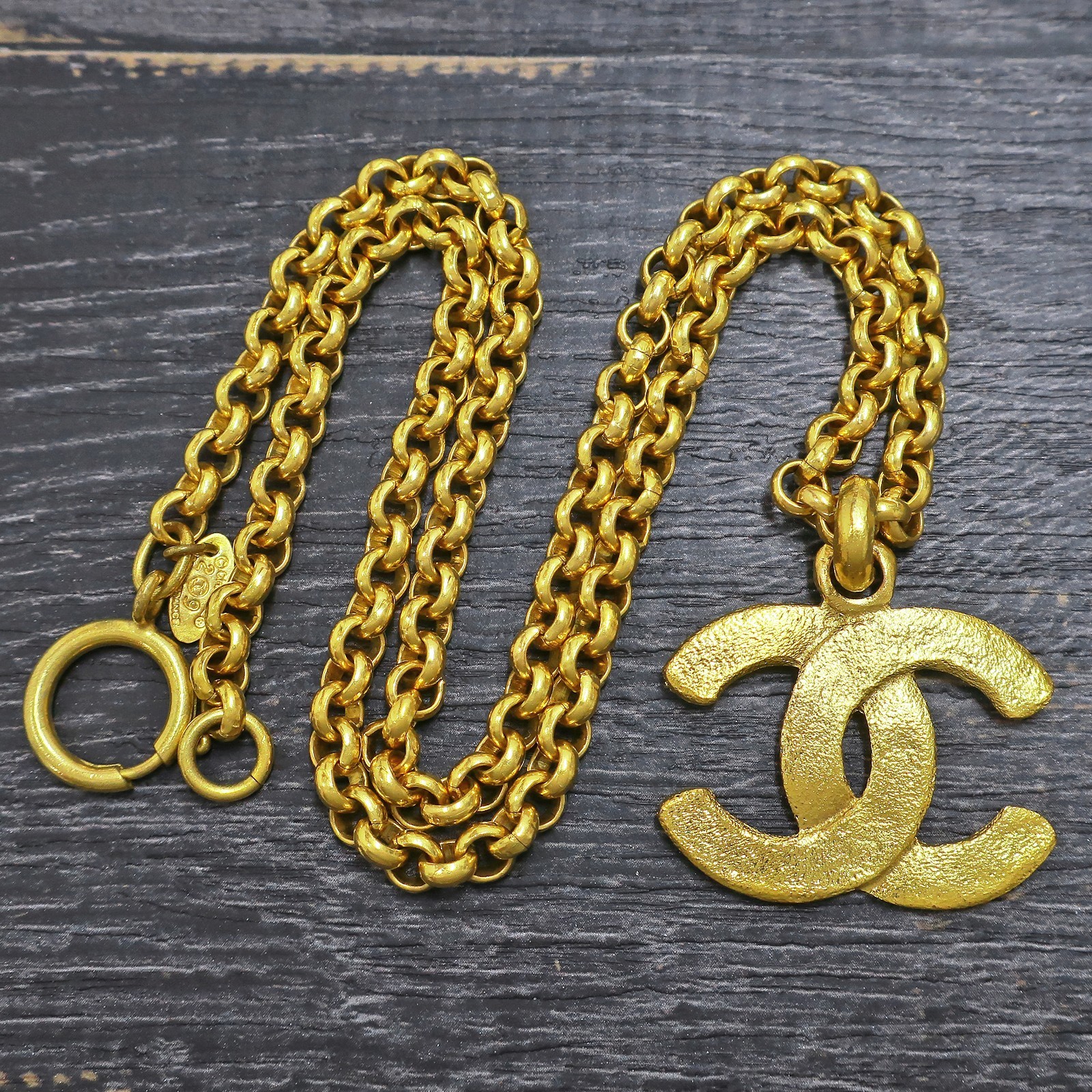 CHANEL Gold Plated CC Logos Charm Vintage Chain Necklace Pendant #1335c Rise-on